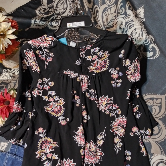 632 Size Small/p Old Navy Top - Picture 4 of 5